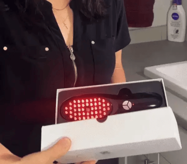 SecretBrush™ : La thérapie capillaire 4 en 1